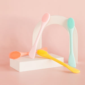 *Silicone Brush & Applicator